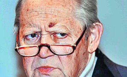 Günter Schabowski były członek władz wschodnich Niemiec, który 9 listopada 1989 r. ogłosił otwarcie 