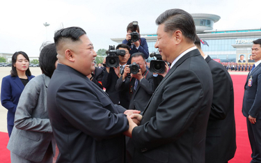 Chiny - Korea Północna: Kim Dzong Un i Xi Jingping chcą współpracować. Niezależnie od sytuacji