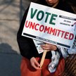 W ramach protestu kilkadziesiąt tysięcy wyborców zamiast Joe Bidena wybrało opcję "uncommitted"