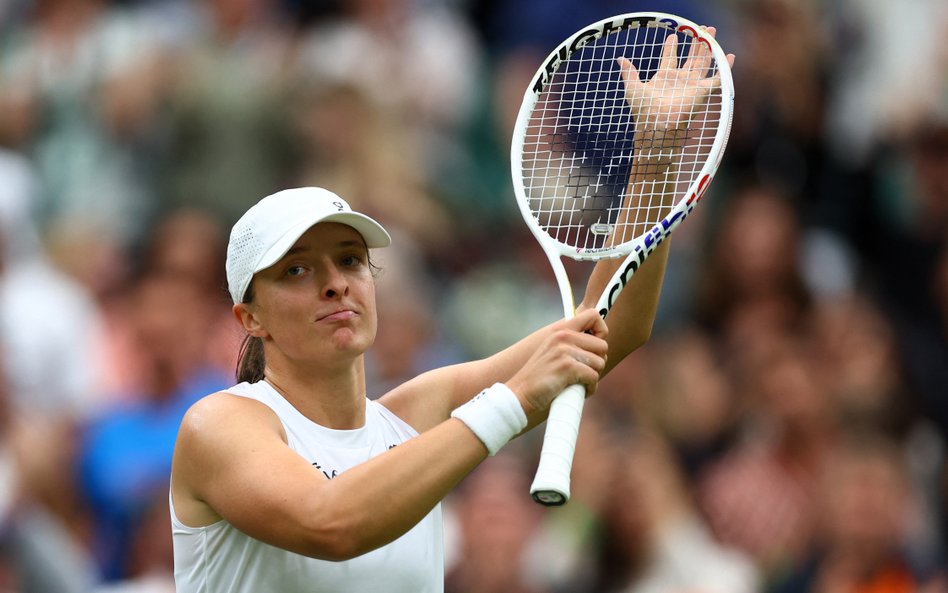 Iga Świątek już wygrywa na Wimbledonie. Pewny awans do drugiej rundy