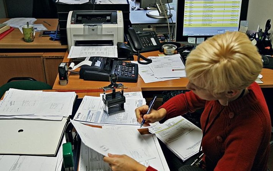 Księgowemu doraźnie wyznaczonemu do kierowania zespołem przysługuje wynagrodzenie za pracę w godzina