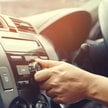 Radio w aucie a abonament RTV. Co mówią przepisy?