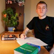 Adam Słowiński, student anglistyki, dorabia jako tłumacz
