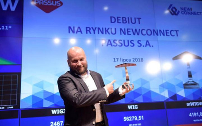 Tadeusz Dudek, prezes Passusa, podczas debitu spółki na NewConnect.