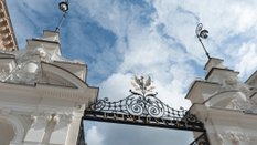 Władze Uniwersytetu Warszawskiego zobligowały jednostki organizacyjne oraz miejsca zakwaterowania do