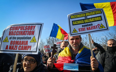 Koronawirus. Rumunia: Protest antyszczepionkowców w Bukareszcie