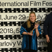 Radu Jude, reżyser „I do not care if I go down in History as Barbarians” i producentka filmu Ada Sol