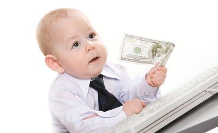 Gmin nie stać na becikowe z własnego budżetu, a mają fundować zasiłki