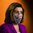 Pelosi: Zablokować Trumpowi dostęp do kodów nuklearnych