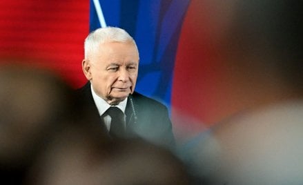 Prezes PiS Jarosław Kaczyński podczas VII kongresu Prawa i Sprawiedliwości w hali sportowej Zespołu 
