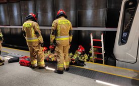 Trzy stacje metra na linii M1 zostały zamknięte