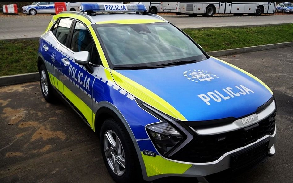 Przetarg policji na 78 radiowozów wygrała Kia. Będą z nowym oznakowaniem