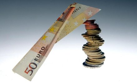 Dane makro tylko chwilowo wsparły euro