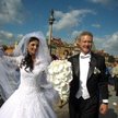 Przekazywanie dzieciom np. w prezencie ślubnym dużych sum pieniężnych bezpośrednio w gotówce nie jes