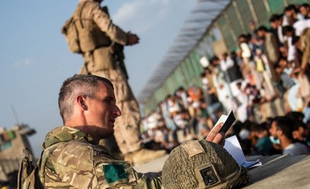 Afganistan: Brytyjczycy opuścili ambasadę w Kabulu. Zostawili dokumenty z danymi współpracowników