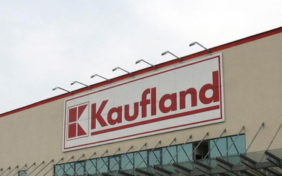 Kaufland nagradza klientów za stanie w kolejkach