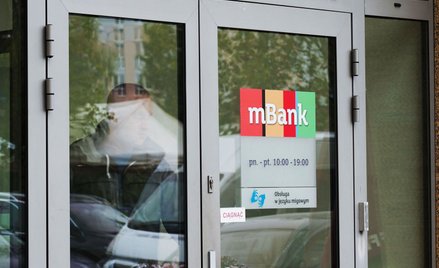Allegro wypycha mBank z WIG20