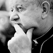 Modlitwy i żarty na drodze ku świętości