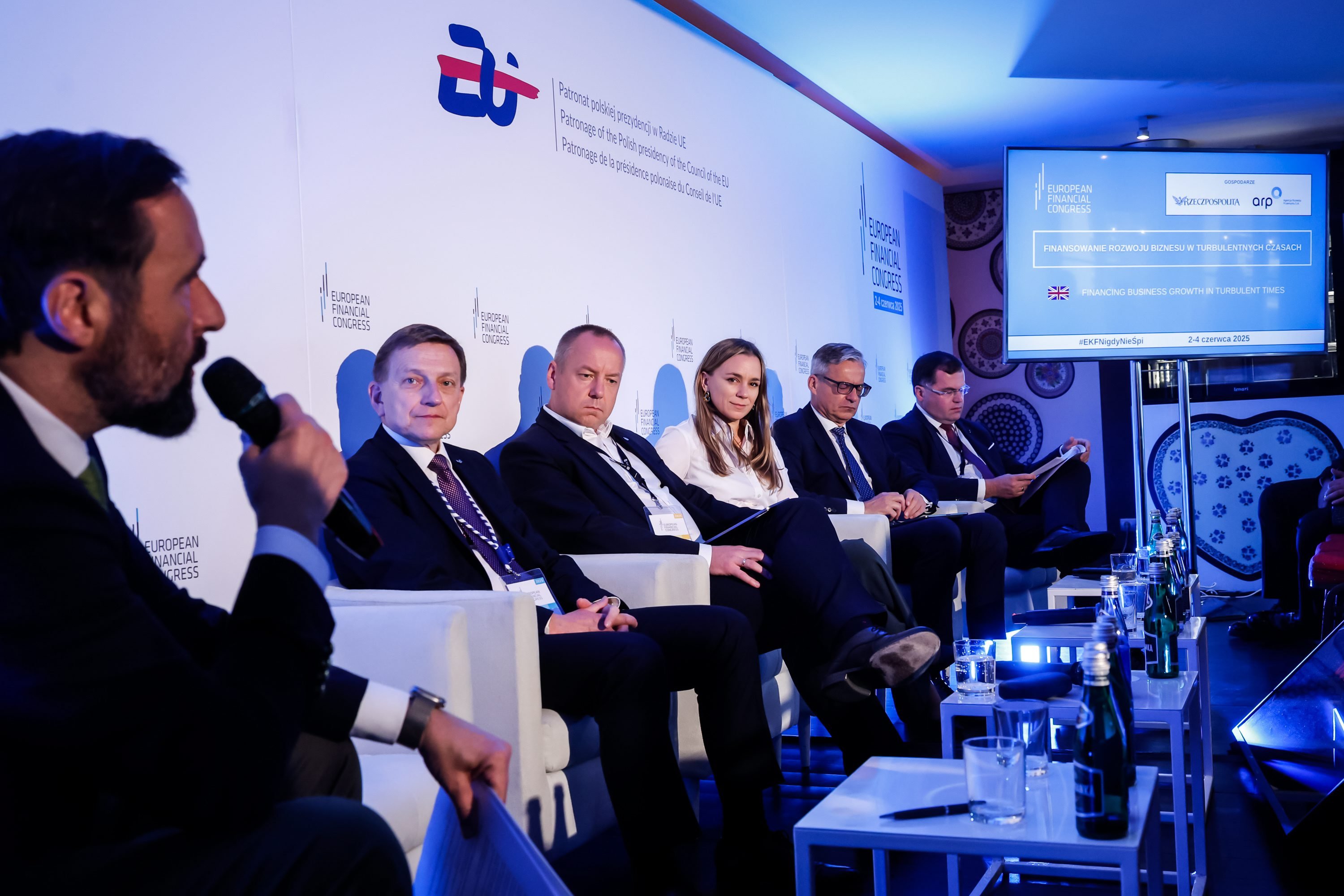 Jak finansować rozwój biznesu w trudnym otoczeniu gospodarczym