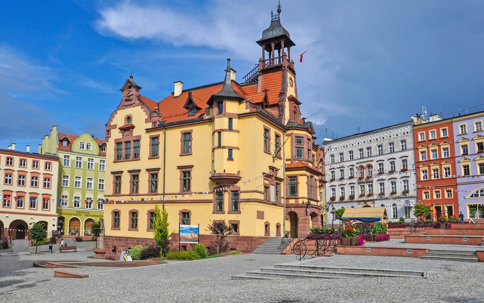 Odbywający się w Nowej Rudzie nieopodal Wałbrzycha festiwal Góry Literatury zaplanowano w tym roku n