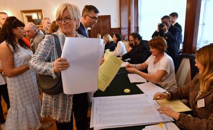 Prezes TK Julia Przyłębska w wyborach parlamentarych głosowała w ambasadzie Polski w Berlinie