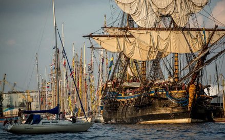 Do Szczecina płynie 55 żaglowców i jachtów z 18 krajów