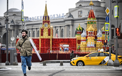 Kreml przechodzi na dirhamy, ale Rosjanie ich nie chcą