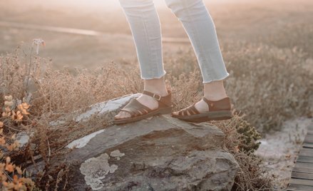 Eksplozja mody na brzydkie buty. Czemu wolimy źle wyglądać?