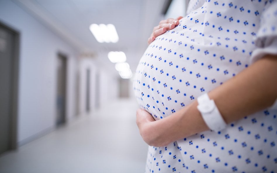 Wszechobecne substancje chemiczne mogą wpływać na poród i masę urodzeniową dziecka, dowiedli naukowc