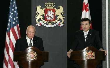 Wiceprezydent USA Dick Cheney i prezydent Gruzji Michaił Saakaszwili na dzisiejszej konferencji pras