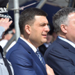 Premier Ukrainy Wołodymyr Hrojsman (w środku) i szef MSW Arsen Awakow