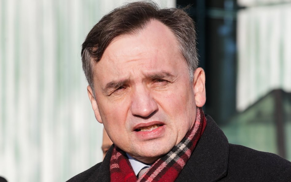 Warszawa, 18.01.2025. Poseł PiS, były minister sprawiedliwości Zbigniew Ziobro podczas konferencji p