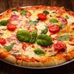 Książęce wesele: Goście byli głodni i zamówili pizzę?