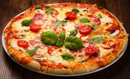 Książęce wesele: Goście byli głodni i zamówili pizzę?