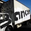 Banksy ruszył w trasę? Na Wyspach wysyp nowych, mocnych prac