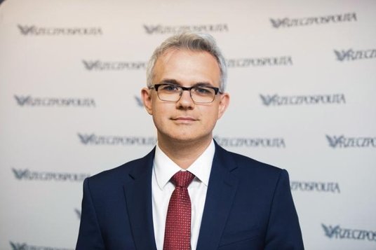 Mateusz Bonca prezes Grupy Lotos Zależny od Grupy Lotos, drugi co do wielkości kolejowy przewoźnik t