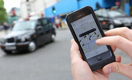 Uber przestanie śledzić pasażerów po skończonych przejazdach