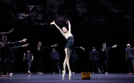 Chinara Alizade as Pandora in the ballet 
