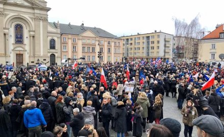Marsz Tysiąca Tóg przeszedł ulicami Warszawy