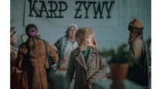 „Zima pod znakiem wrony”: Nie uciekniesz od polityki