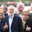Przywódca laburzystów Jeremy Corbyn i członkowie jego gabinetu cieni