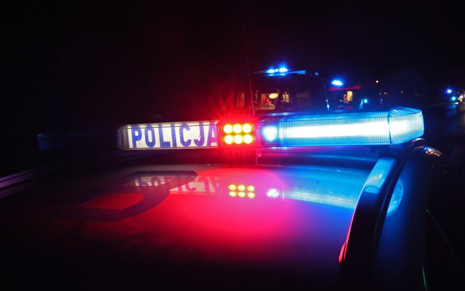 Wypadek radiowozu z nastolatkami. Jest decyzja sądu ws. jednego z policjantów