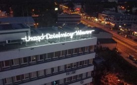 Wielu warszawiaków, pracujących w standardowych godzinach 8:00–16:00, nie jest w stanie dotrzeć do U