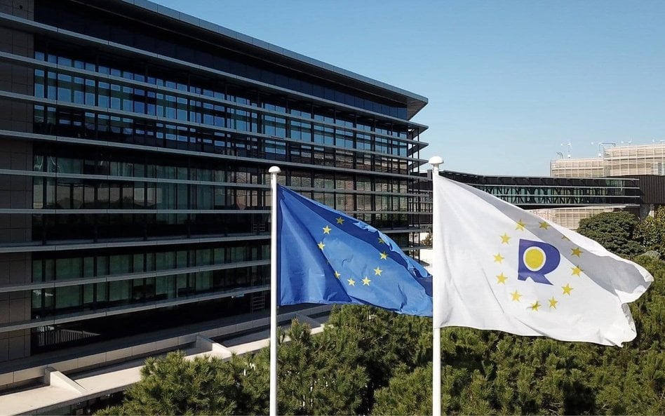 Siedziba Urzędu Unii Europejskiej ds. Własności Intelektualnej (ang. European Union Intellectual Pro