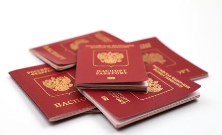 Haidai: Trwa przymusowe nadawanie rosyjskiego obywatelstwa nieletnim w obwodzie ługańskim