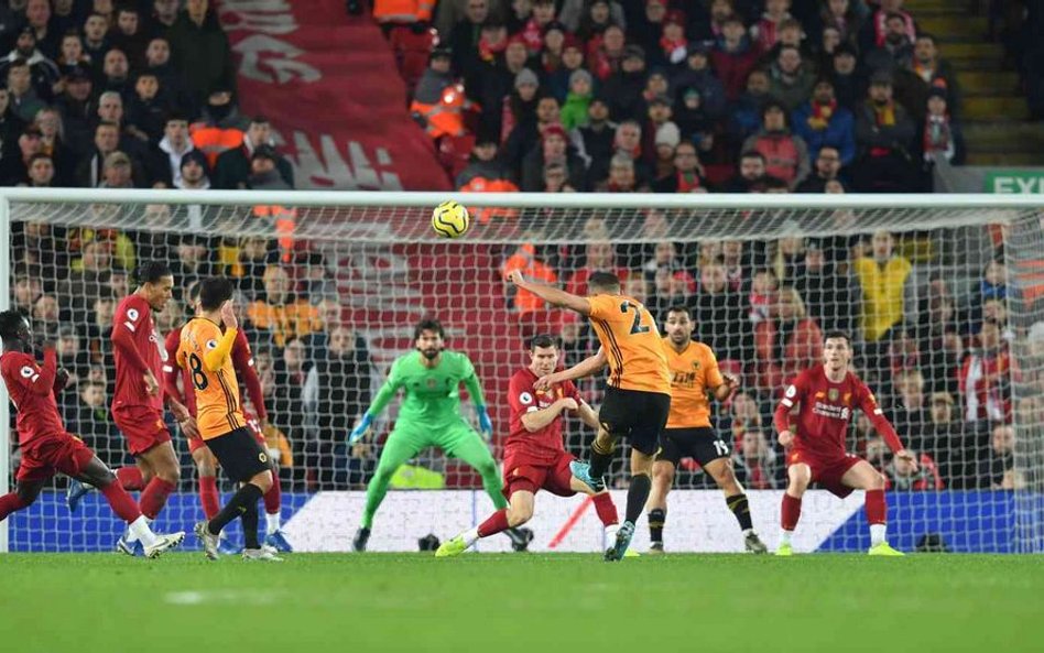 Premier League: Liverpool wciąż wygrywa