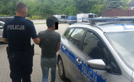 Wietnamczyk włamał się do sklepu. Nie wytrzymał sufit