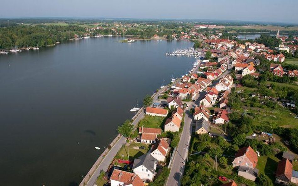 Ogromną estakadą nad Jeziorem Tałty nieopodal Mikołajek ma być poprowadzona nowa nitka drogi krajowe