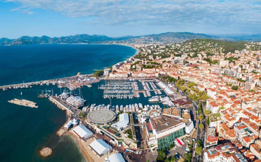 Cannes nie dla kopcących wycieczkowców