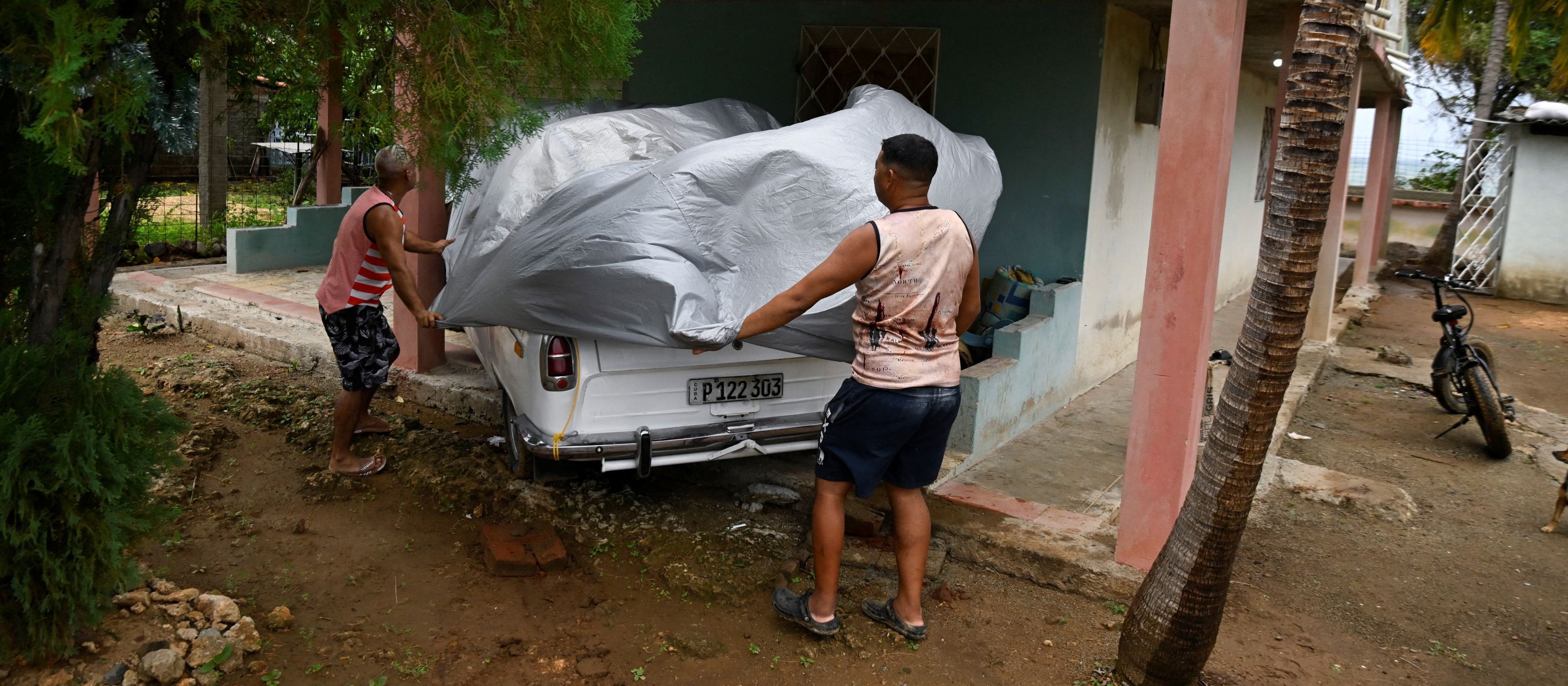Huragan Melissa nad Kubą. Ewakuowano 700 tys. osób. Na Jamajce trwa szacowanie strat